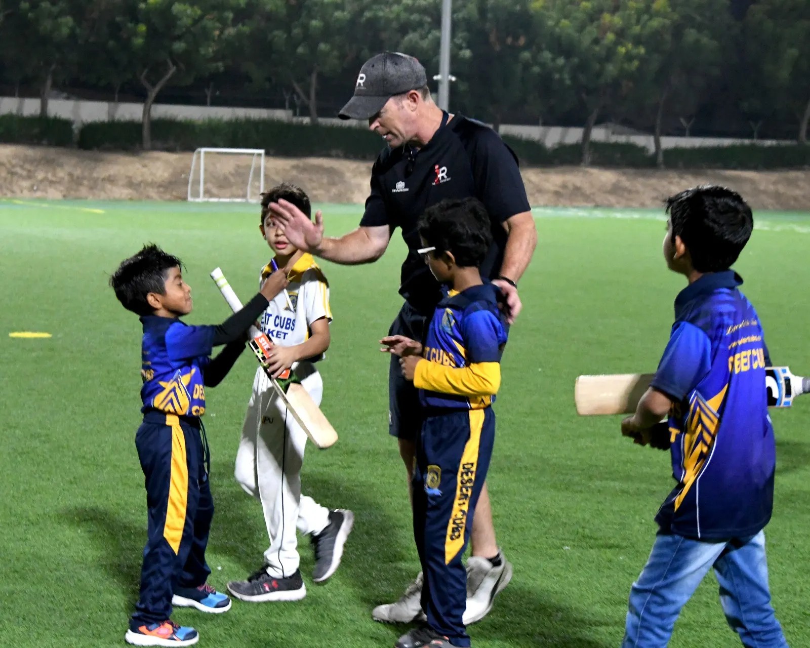 Jonty Rhodes masterclass at Desert Cubs Cricket Academy